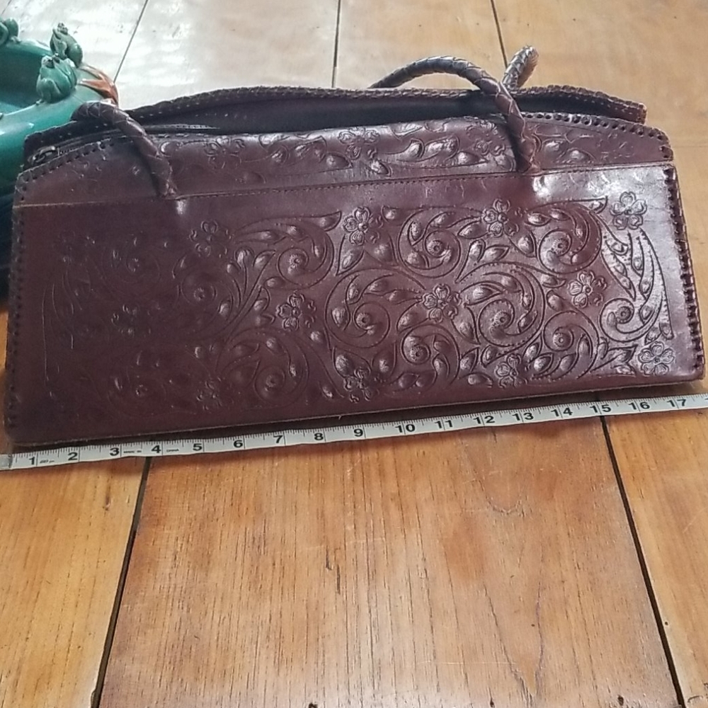 🌵Leather Hand-Tooled Purse From Mexico